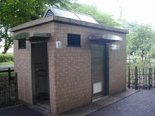 萩山公園トイレ