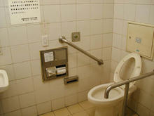 武蔵境駅南口多目的トイレ