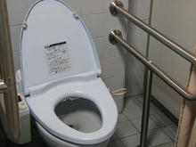 ビックカメラ立川店トイレ