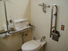 桜ヶ丘公園　旧多摩聖蹟記念館そば多目的トイレ