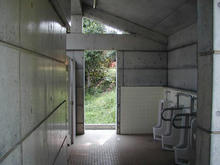 小平霊園2号トイレ