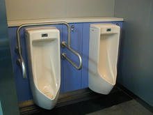 拝島駅北口トイレ