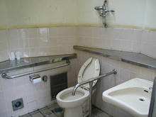 南台公園トイレ