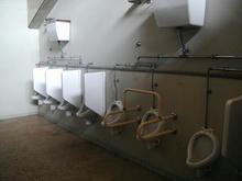 府中 市民球場　外トイレ