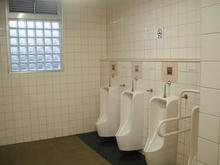 府中市観光情報センター　外トイレ