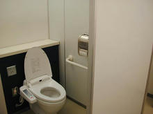 稲城市中央図書館トイレ
