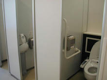 稲城市中央図書館トイレ