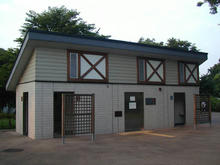 武蔵国分寺公園　南トイレ