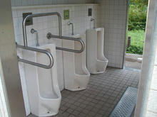 武蔵国分寺公園　南トイレ