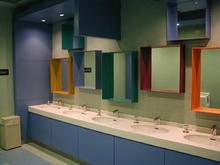 くるる5階　映画館ビジターズフロアトイレ