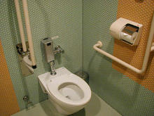 くるる5階　映画館ビジターズフロア多目的トイレ