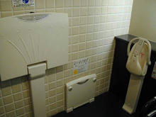 京王百貨店聖蹟桜ヶ丘店B館　６階トイレ