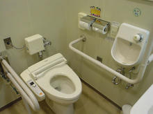 聖蹟桜ヶ丘オーパ　８階関戸公民館多目的トイレ