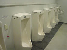 聖蹟桜ヶ丘オーパ　８階関戸公民館トイレ