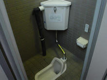 狭山湖畔霊園　駐車場トイレ