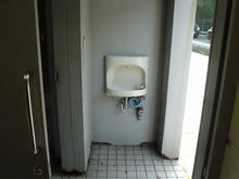 村上貯水池中央道南側トイレ