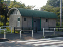 村上貯水池中央道北側トイレ