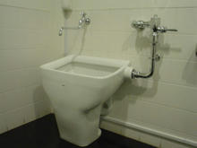 若葉ケヤキモール　１階北多目的トイレ