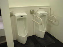 若葉ケヤキモール　１階北トイレ