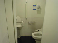 若葉ケヤキモール　１階北トイレ