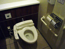 吉祥寺パルコ　地下2階トイレ