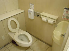 新宿タカシマヤ　12階北トイレ