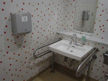 小田急エース南館多目的トイレ