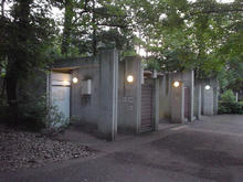 井の頭公園 水門橋トイレ