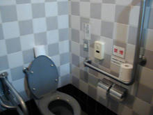 大国魂神社トイレ