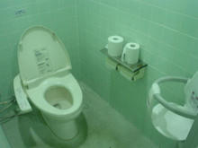 モリタウン外　星の道トイレ