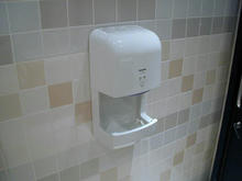 MOVIX昭島　チケット売り場多目的トイレ