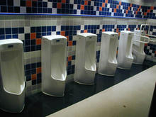 MOVIX昭島　チケット売り場トイレ