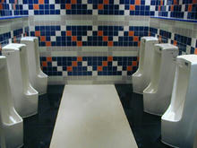 MOVIX昭島　チケット売り場トイレ