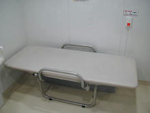 小金井市立図書館　1階多目的トイレ