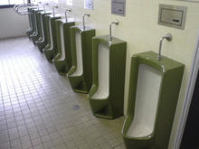 東京学芸大学（小金井キャンパス）講義棟トイレ