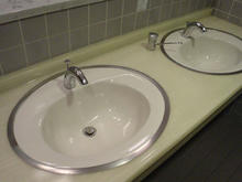 パルテノン多摩　4階トイレ