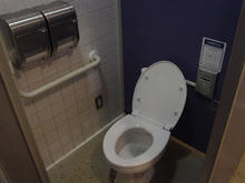 三鷹ロンロンのトイレ