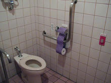 清瀬市郷土博物館　1階多目的トイレ