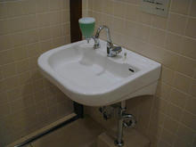 多摩センター三越　2階多目的トイレ