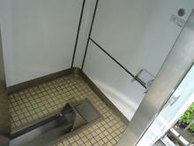 関戸三丁目公園トイレ