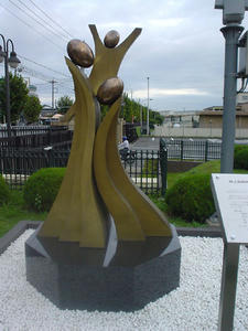 陸上自衛隊広報センター前