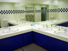 ワーナーマイカルシネマズ多摩センター　チケット売り場トイレ