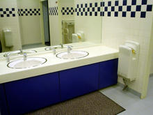 ワーナーマイカルシネマズ多摩センター　チケット売り場トイレ