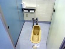 ワーナーマイカルシネマズ多摩センター　チケット売り場トイレ