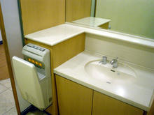 伊勢丹吉祥寺店本館　4階トイレ