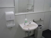 サミットストア新座片山店　2階トイレ