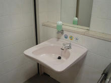 乞田・貝取コミュニティセンター　1階多目的トイレ