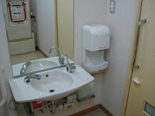 ゆめあい和光　1階多目的トイレ