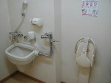 ゆめあい和光　1階多目的トイレ