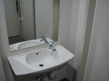 国立天文台三鷹キャンパス　見学者コース4D2Uドームシアター　外多目的トイレ